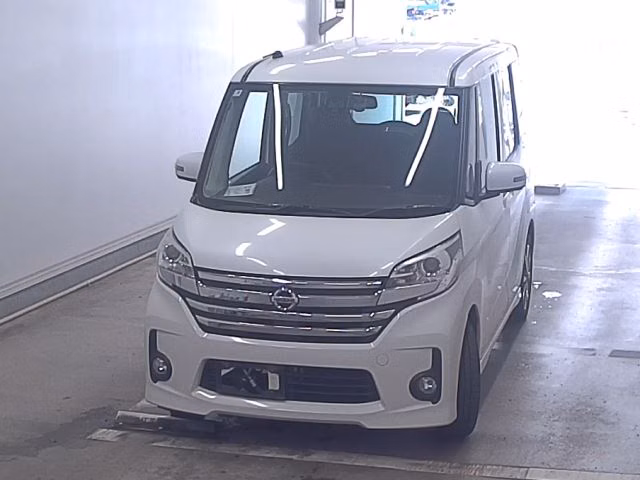 NISSAN DAYZ ROOX