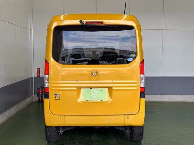HONDA N-VAN