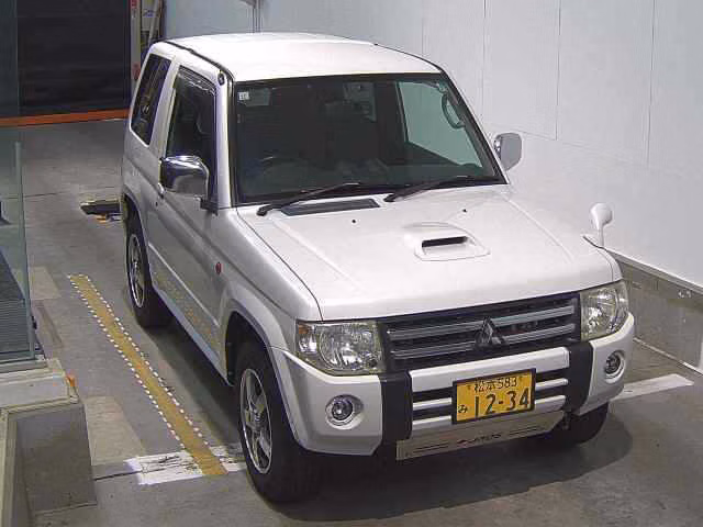 MITSUBISHI PAJERO MINI