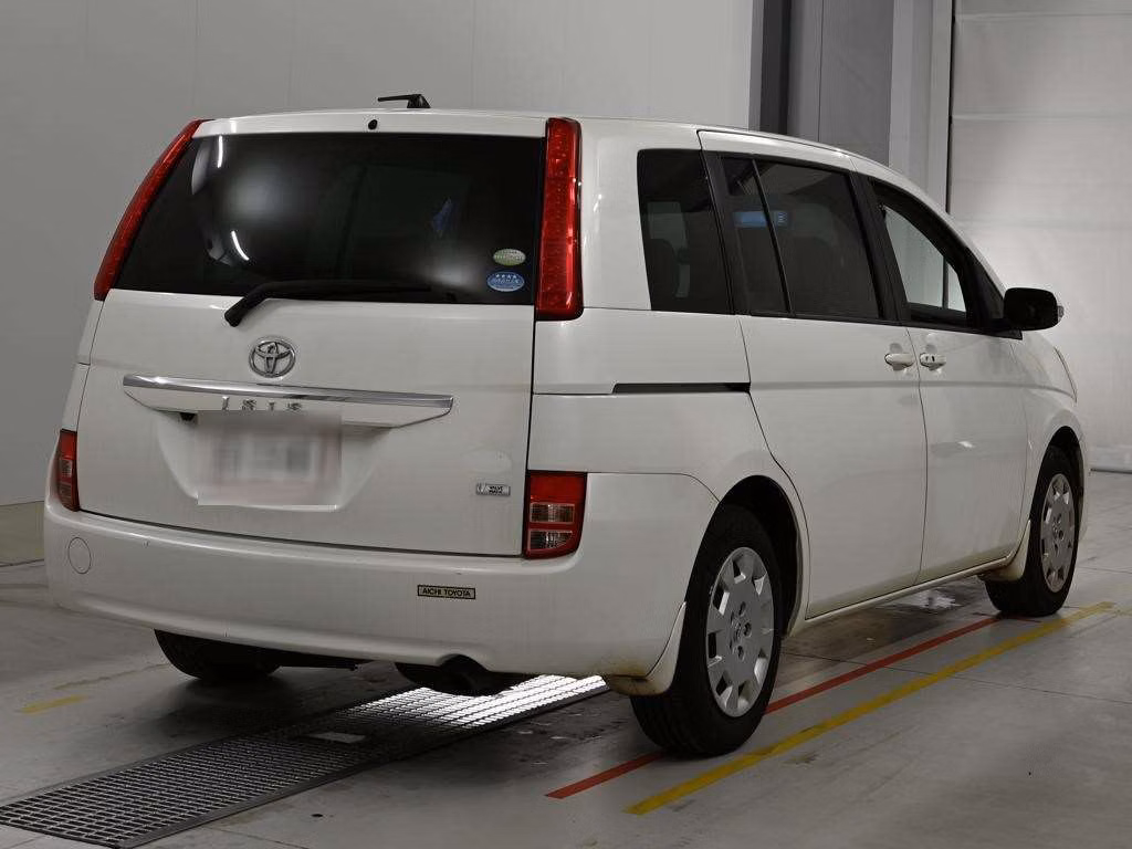 TOYOTA ISIS