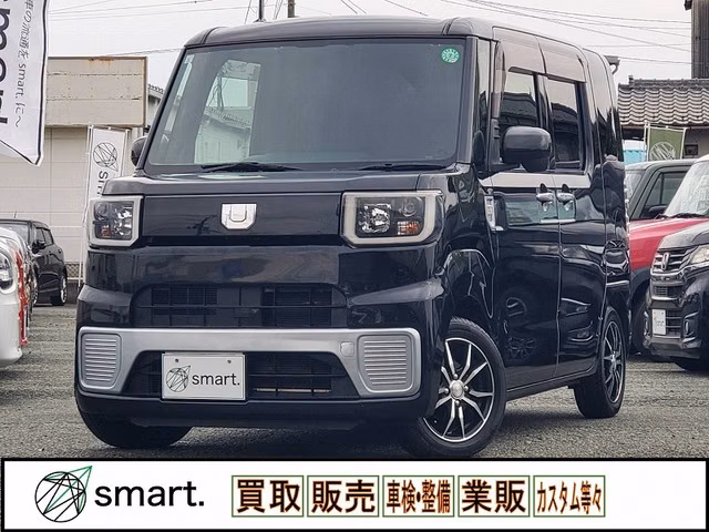DAIHATSU WAKE