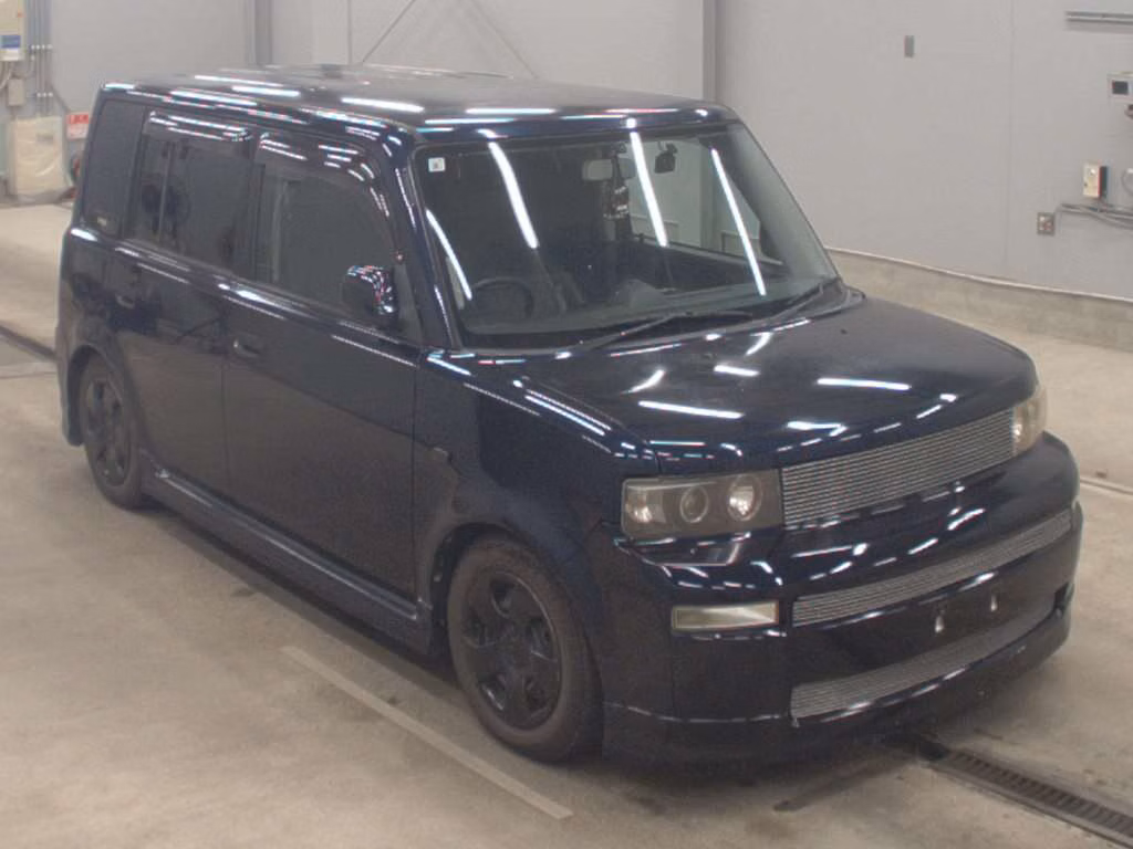 TOYOTA BB