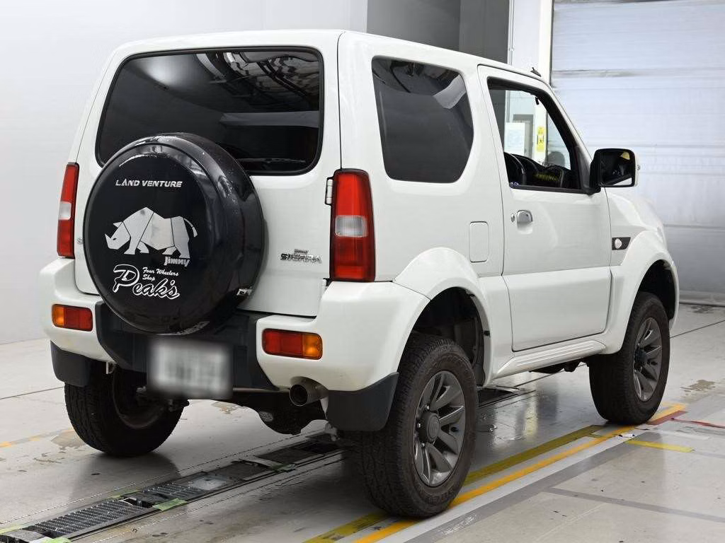 SUZUKI JIMNY SIERRA