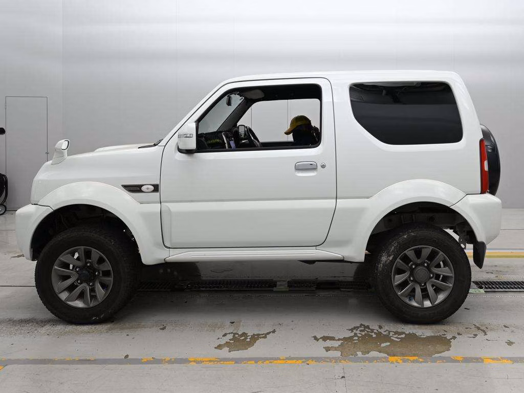 SUZUKI JIMNY SIERRA