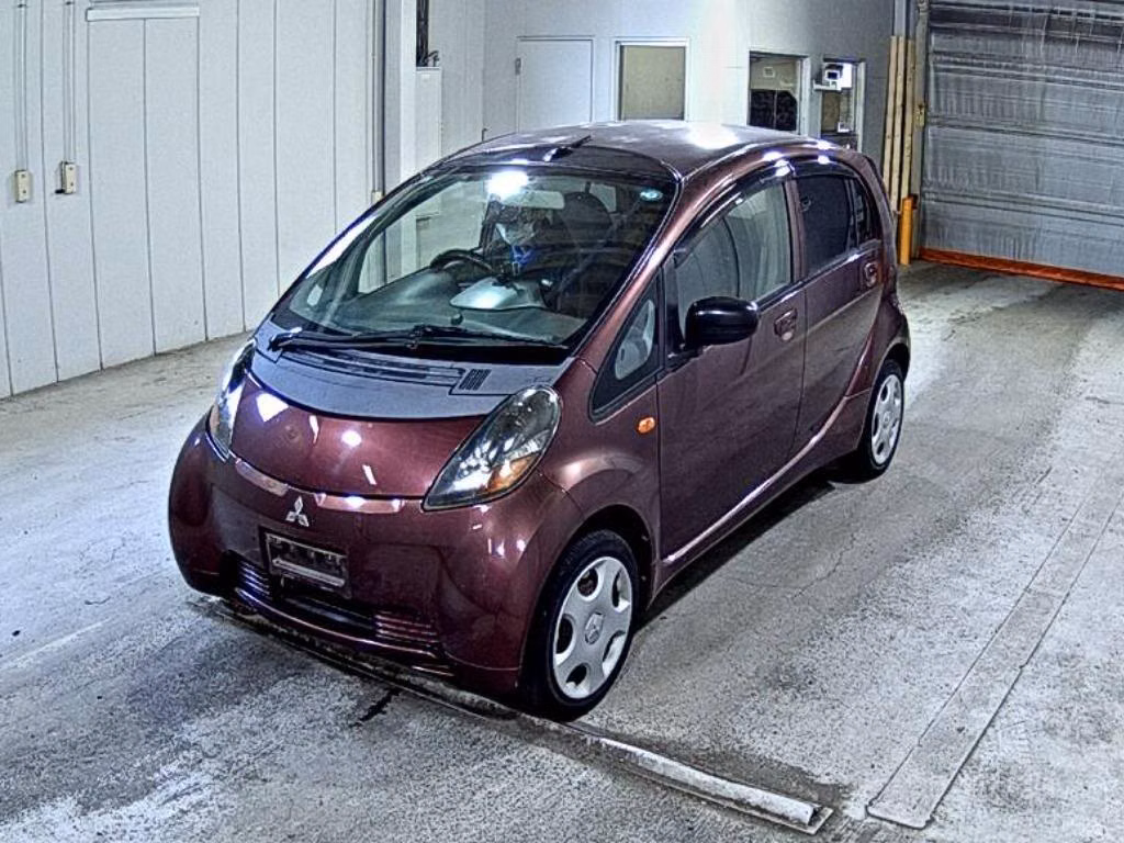 MITSUBISHI I