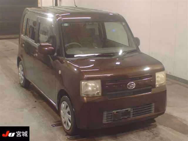 DAIHATSU MOVE CONTE