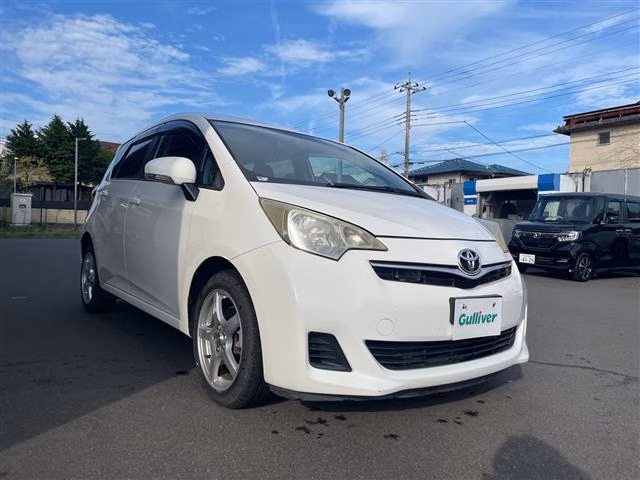 TOYOTA RACTIS