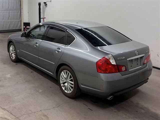 NISSAN FUGA