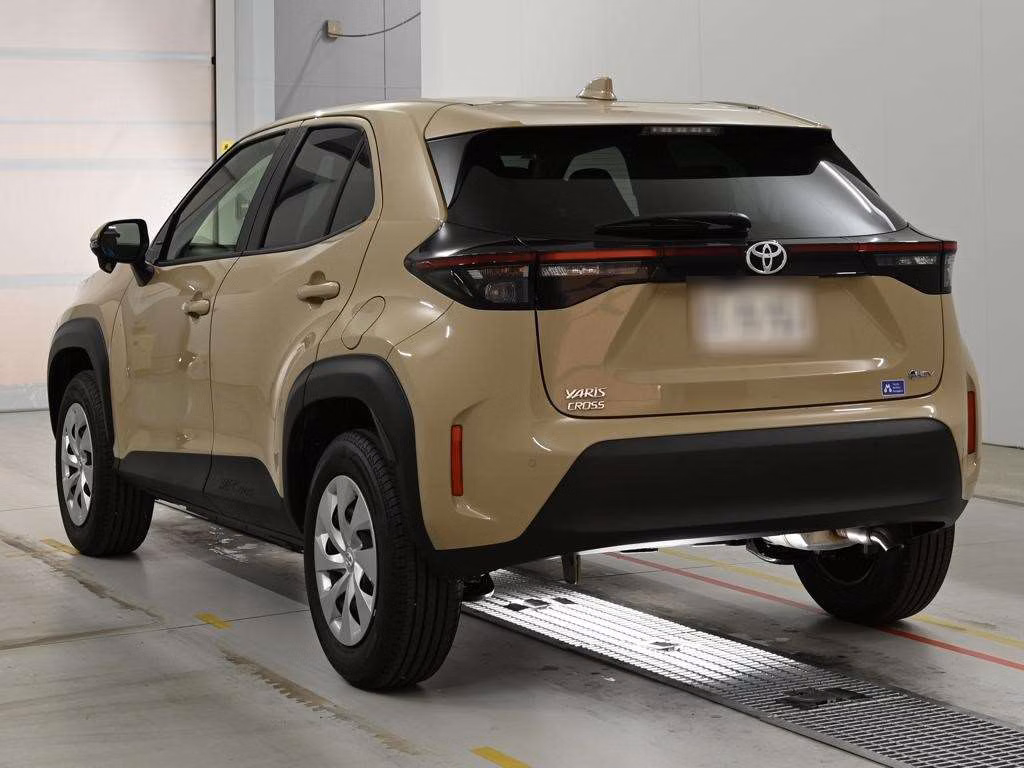 TOYOTA YARIS CROSS