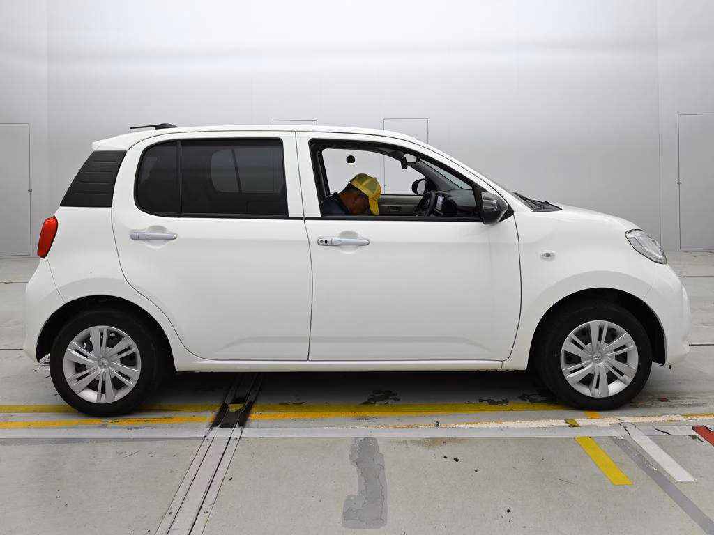 TOYOTA PASSO