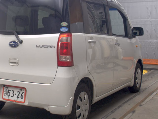 SUBARU LUCRA