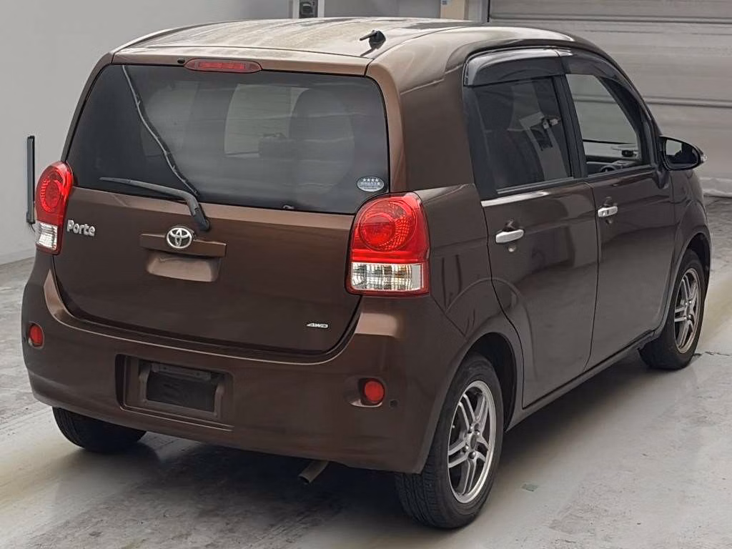 TOYOTA PORTE