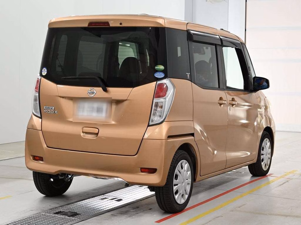 NISSAN DAYZ ROOX