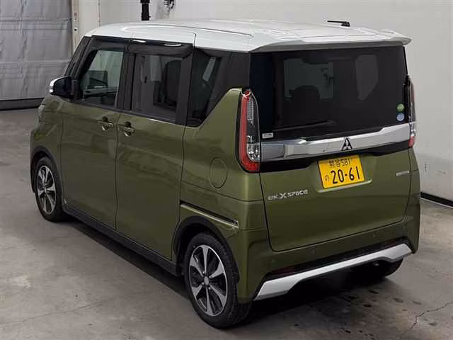 MITSUBISHI EK SPACE