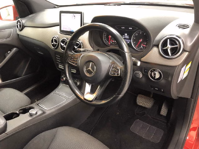 MERCEDES-BENZ B-CLASS