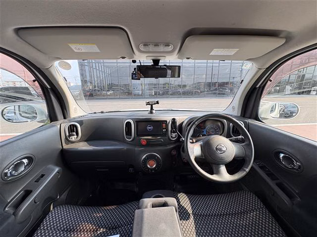 NISSAN CUBE