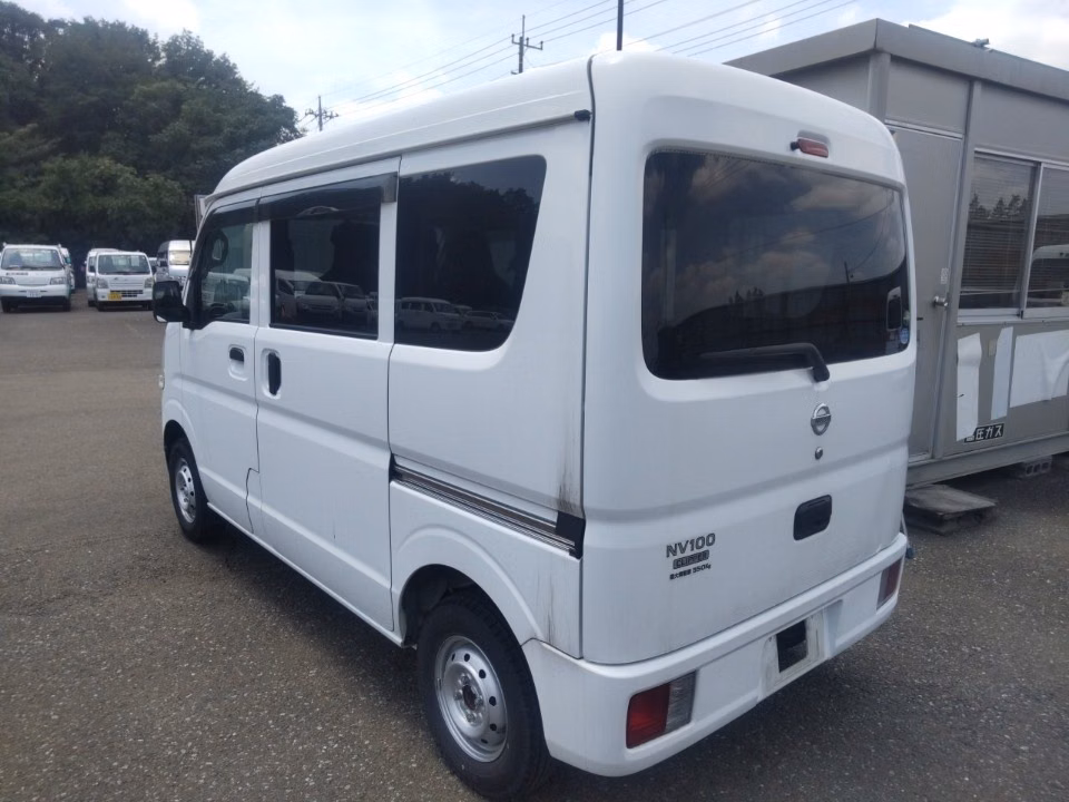 NISSAN NV100 CLIPPER