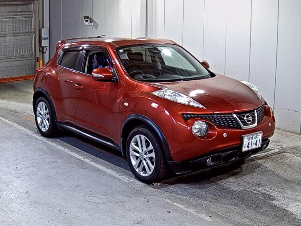 NISSAN JUKE