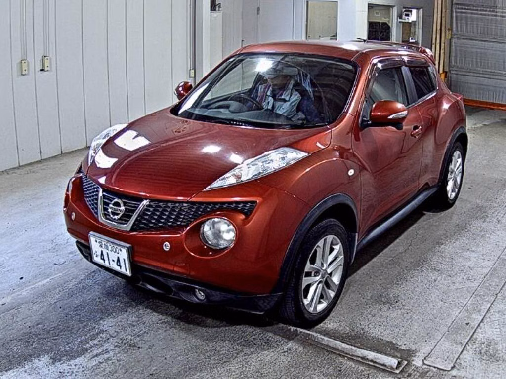 NISSAN JUKE