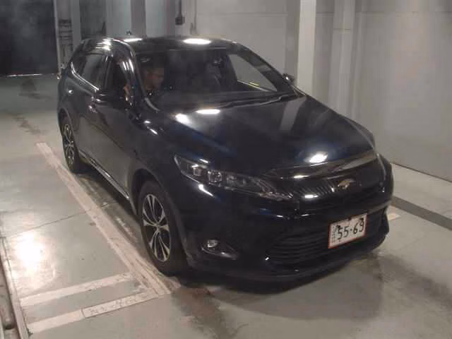 TOYOTA HARRIER
