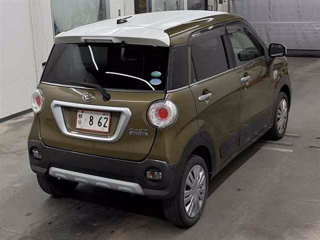 DAIHATSU CAST
