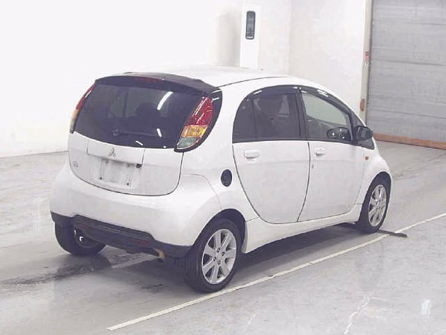 MITSUBISHI I