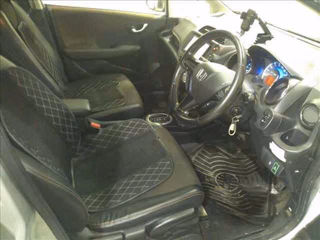 HONDA FIT SHUTTLE
