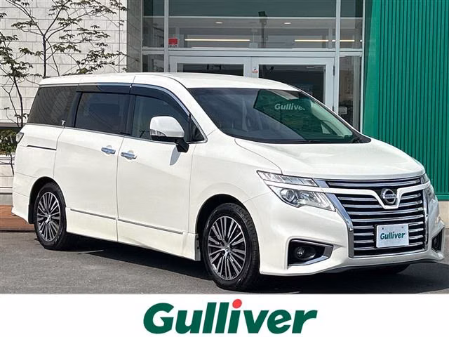 NISSAN ELGRAND
