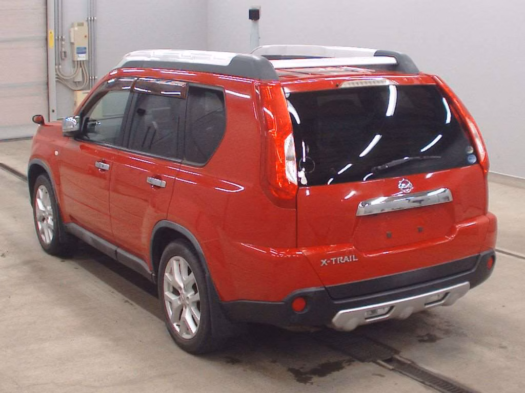 NISSAN X-TRAIL