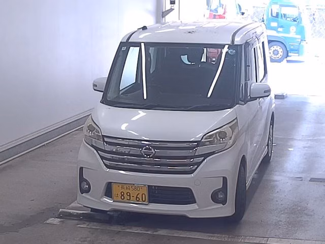 NISSAN DAYZ ROOX