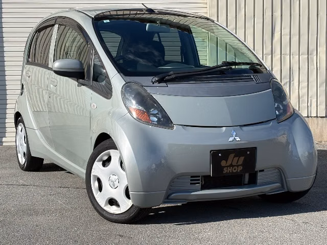 MITSUBISHI I