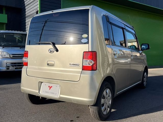 DAIHATSU MOVE CONTE