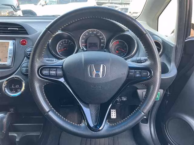 HONDA FIT SHUTTLE