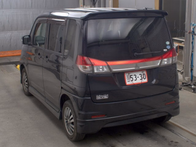 MITSUBISHI DELICA D:2