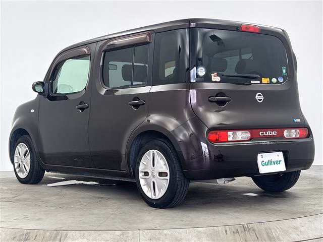 NISSAN CUBE