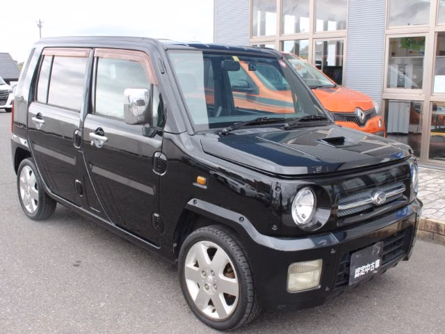 DAIHATSU NAKED