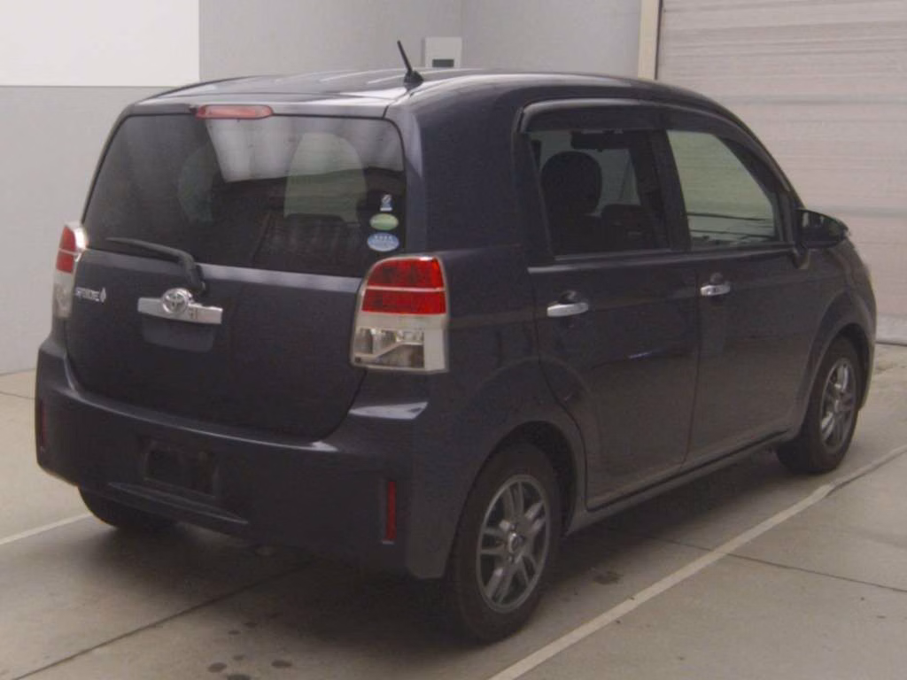 TOYOTA SPADE