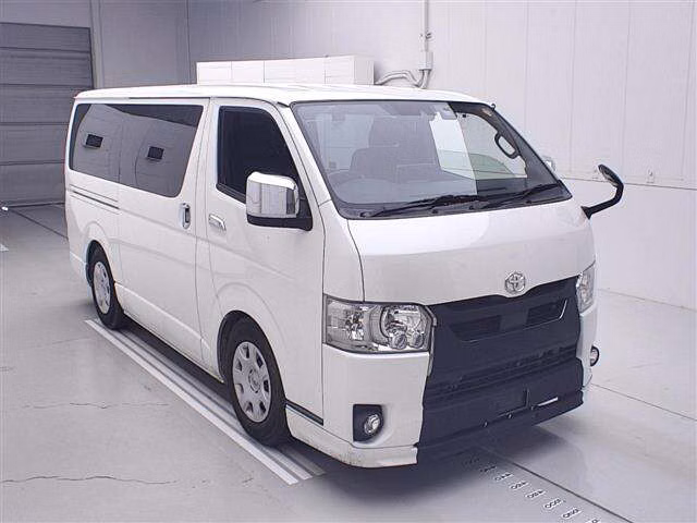 Toyota Regius Ace