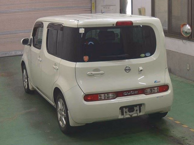 NISSAN CUBE