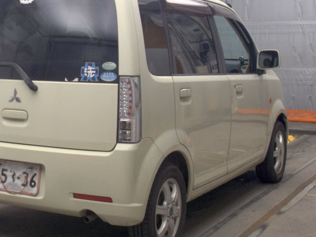 MITSUBISHI EK WAGON