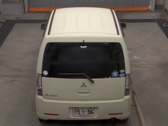 MITSUBISHI EK WAGON