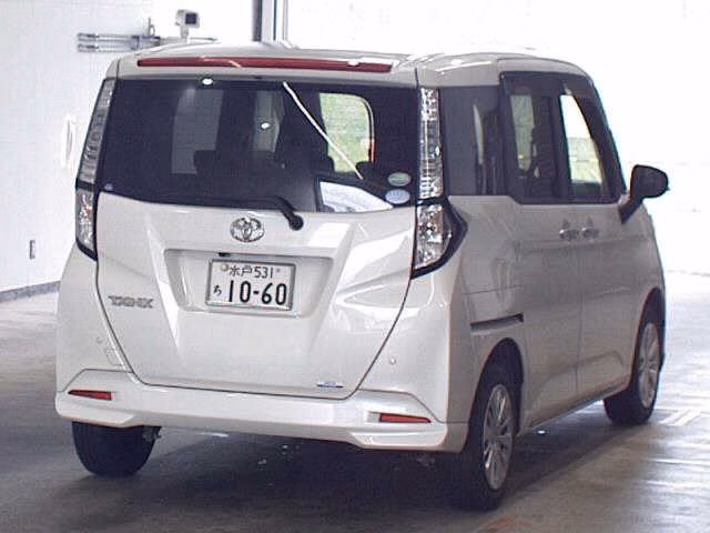 TOYOTA TANK