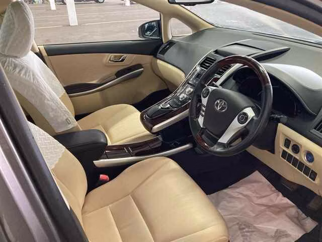TOYOTA SAI