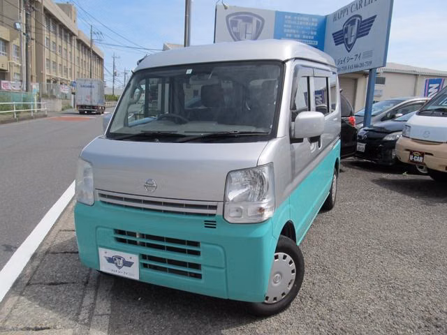 NISSAN NV100 CLIPPER