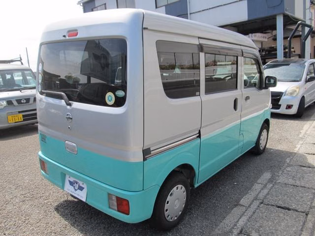 NISSAN NV100 CLIPPER