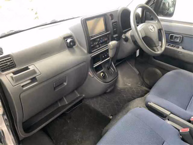 TOYOTA PIXIS VAN