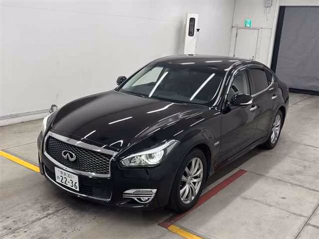 NISSAN FUGA