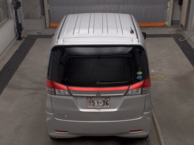 MITSUBISHI DELICA D:2