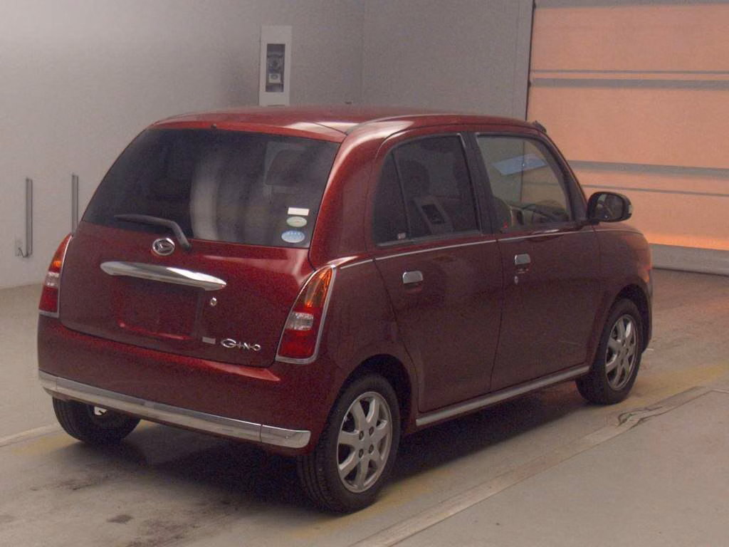 DAIHATSU MIRA GINO