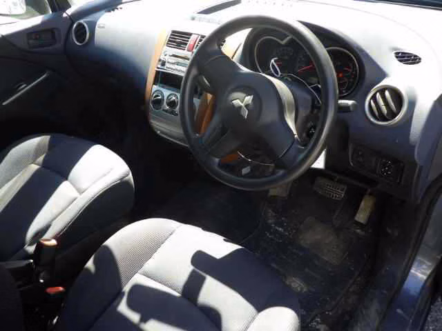 MITSUBISHI COLT PLUS